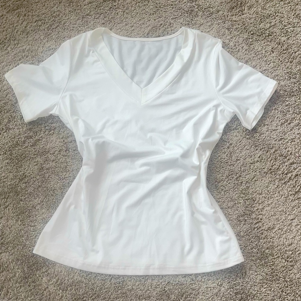 NEW- White V-Neck Women's Top with Sleeves in a size large